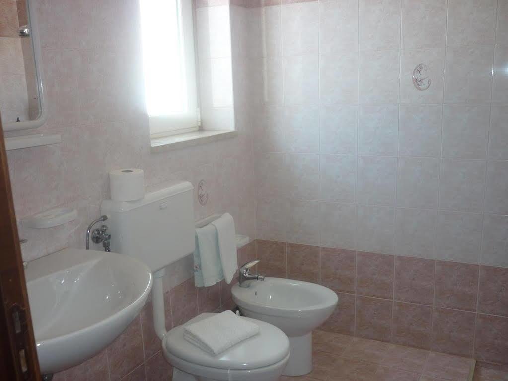 Albergo Vittoria Taviano  Zewnętrze zdjęcie